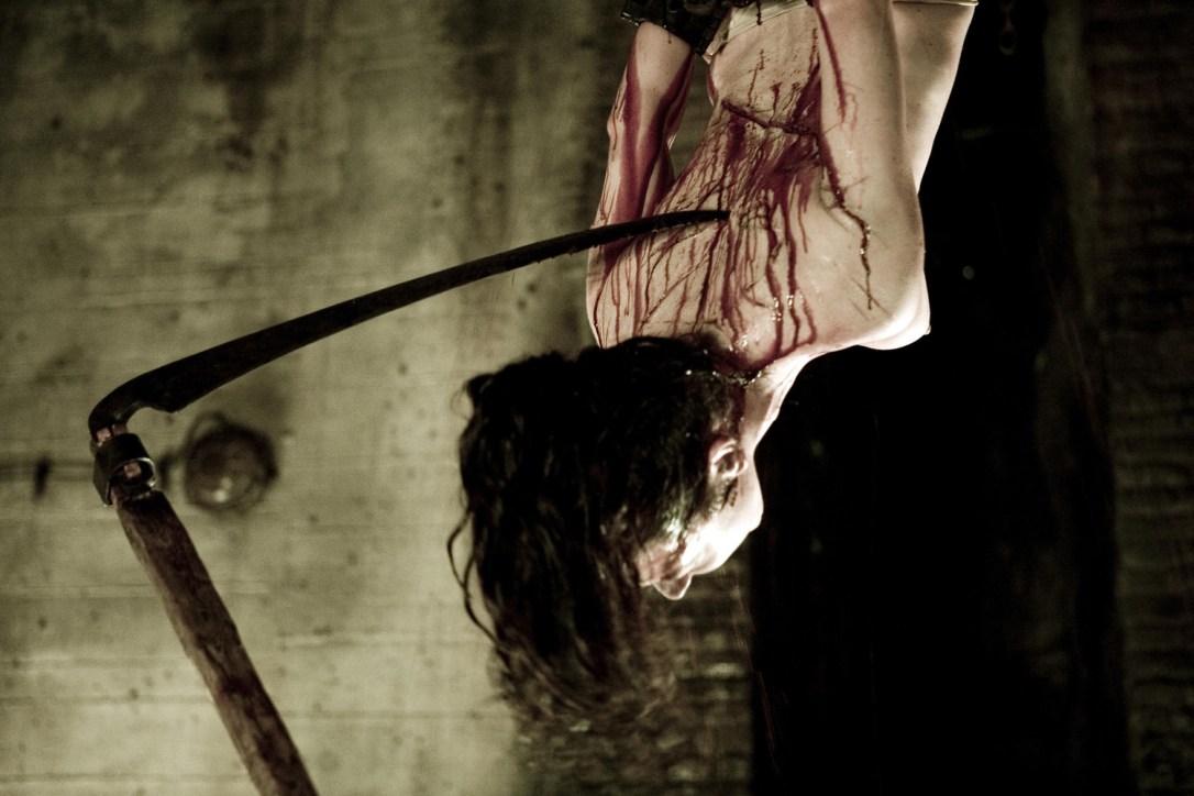 hostel-part-ii-144863l